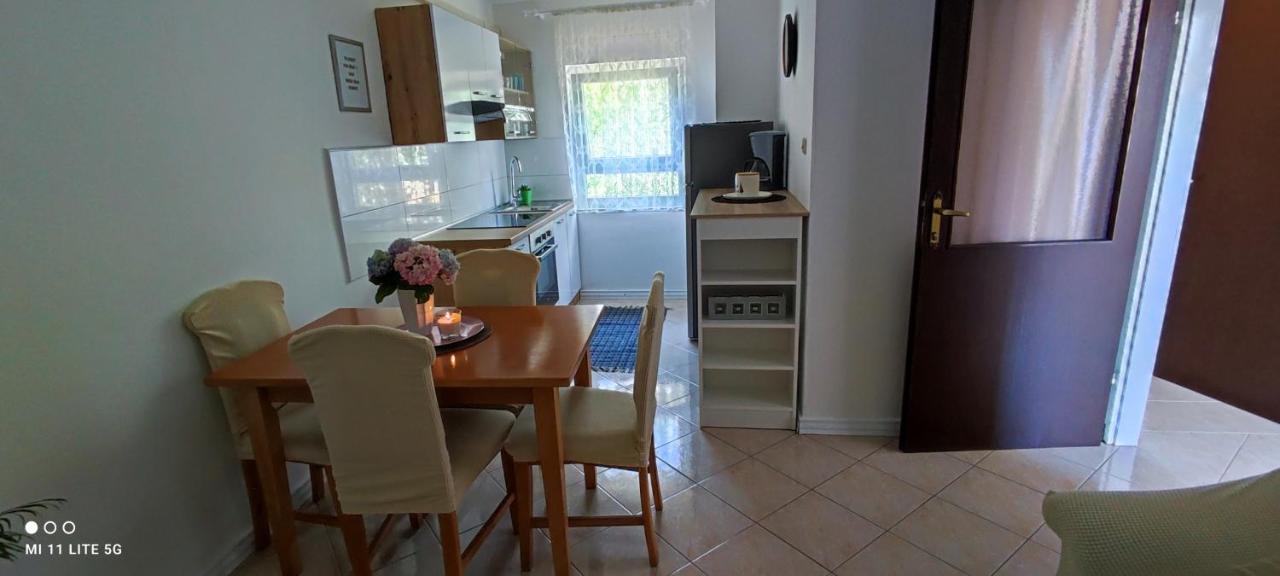 Apartments Mirijana Póla Kültér fotó